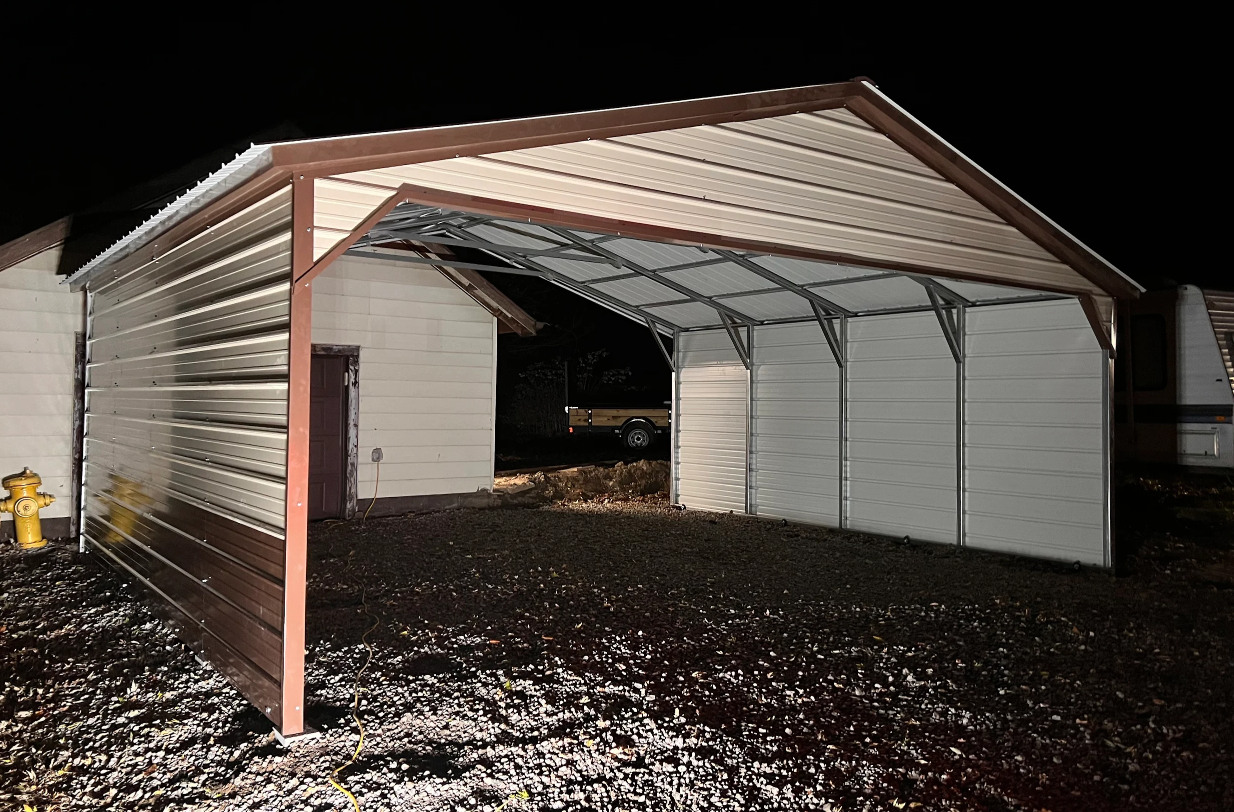 24' x 20' x 8' | Carport