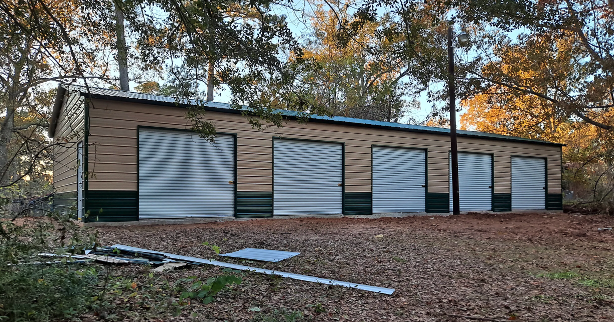 20' x 70' x 10' | Garage