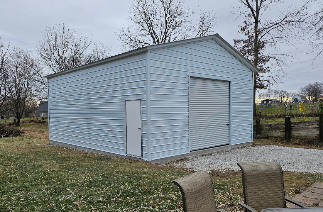 24' x 35' x 12' | Garage