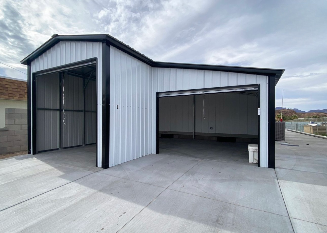 12' x 20' x 12' | Garage w/12' x 10' x 9' Lean-To