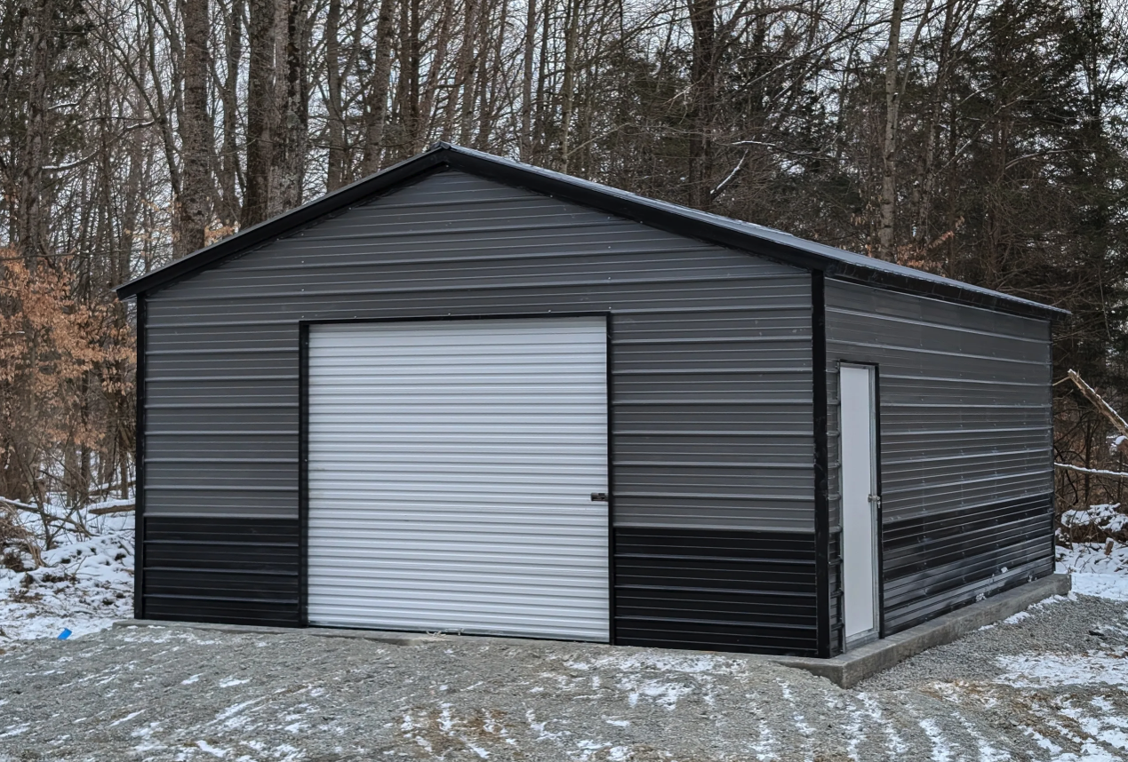 20' x 25' x 9' | Garage