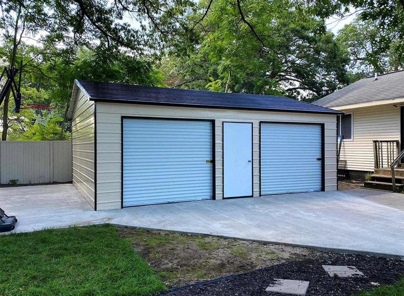 18' x 25' x 8' | Garage