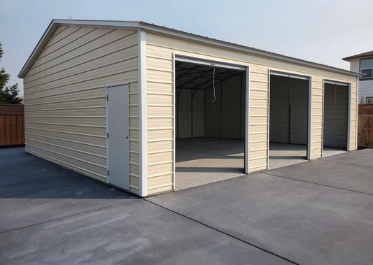 24' x 35' x 10' | Garage