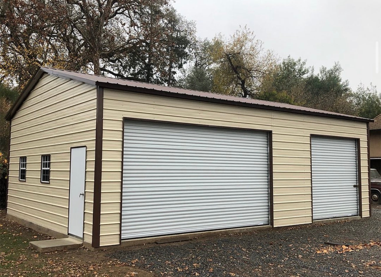 24' x 35' x 12' | Garage