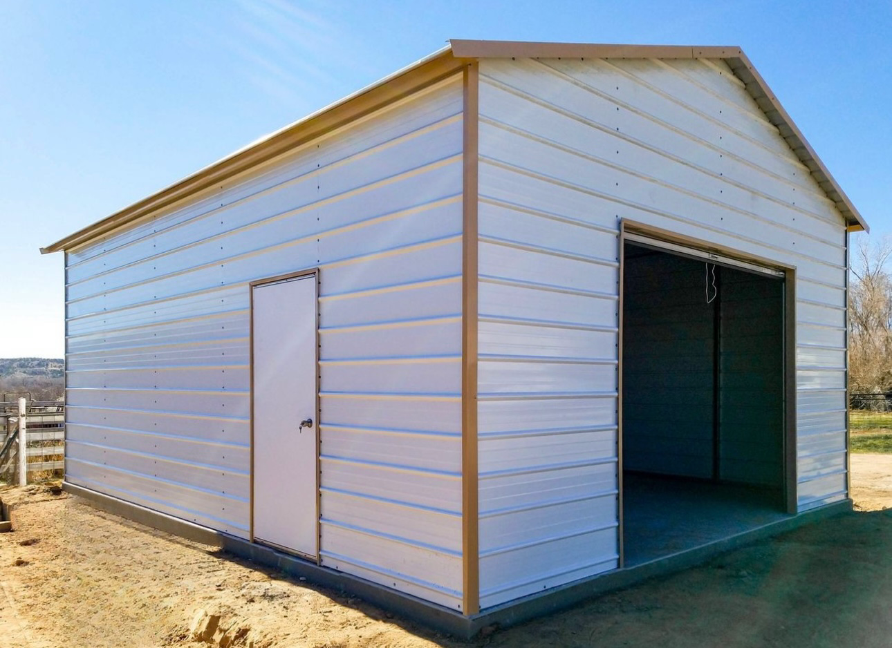 18' x 20' x 10' | Garage