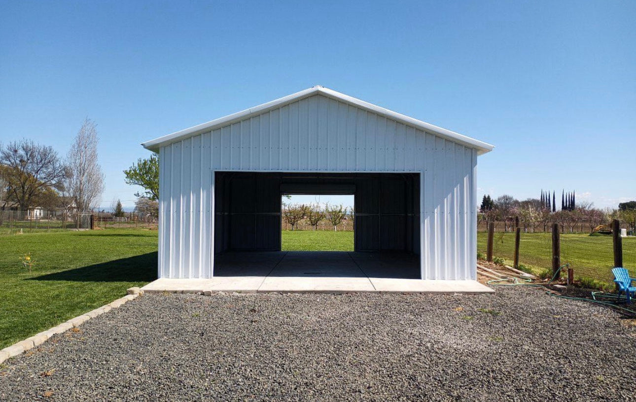 24' x 25' x 10' | Garage